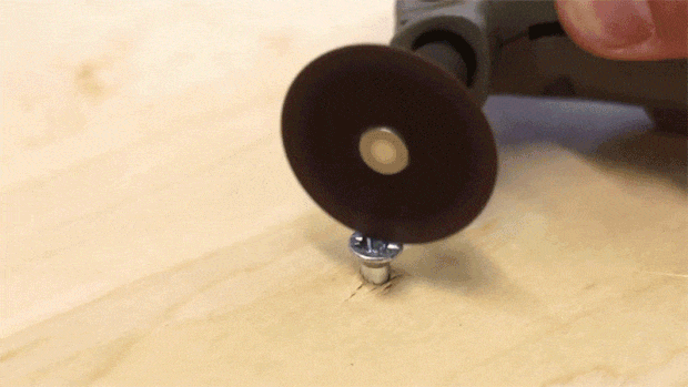 4 astuces pour devisser ou visser une vis avec tete abimee methode dremel