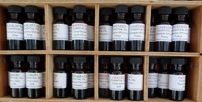 huiles essentielles bouteilles en vrac