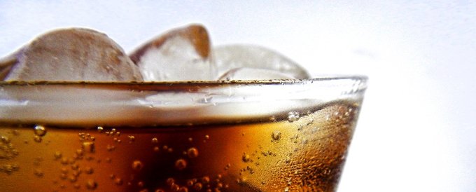 soda couleur caramel
